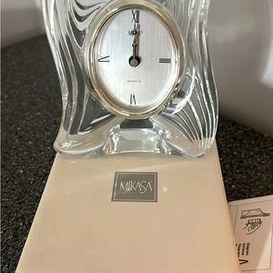 Mikasa glass clock Emotion 5.5” new